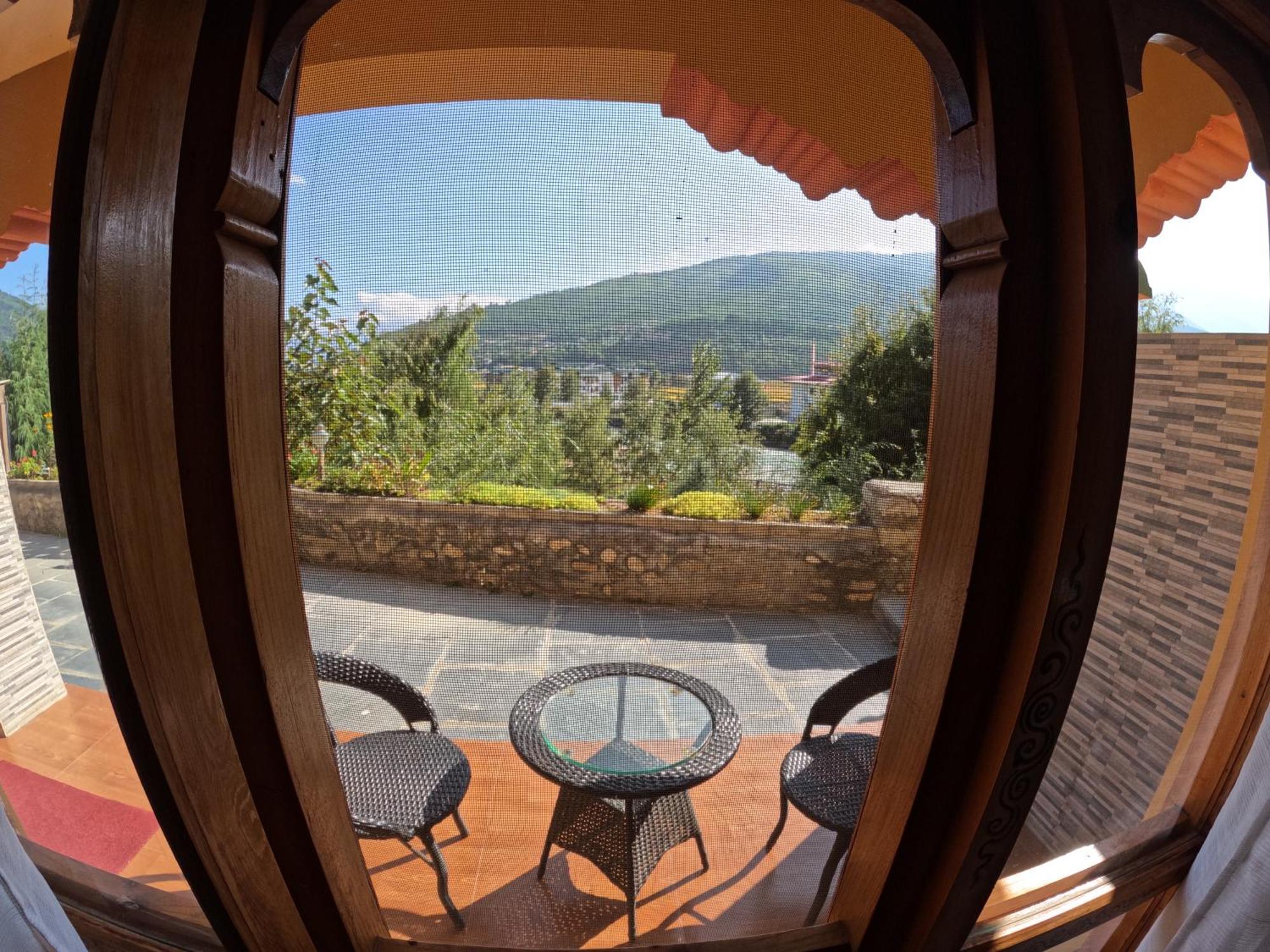 Rema Resort Paro Kültér fotó